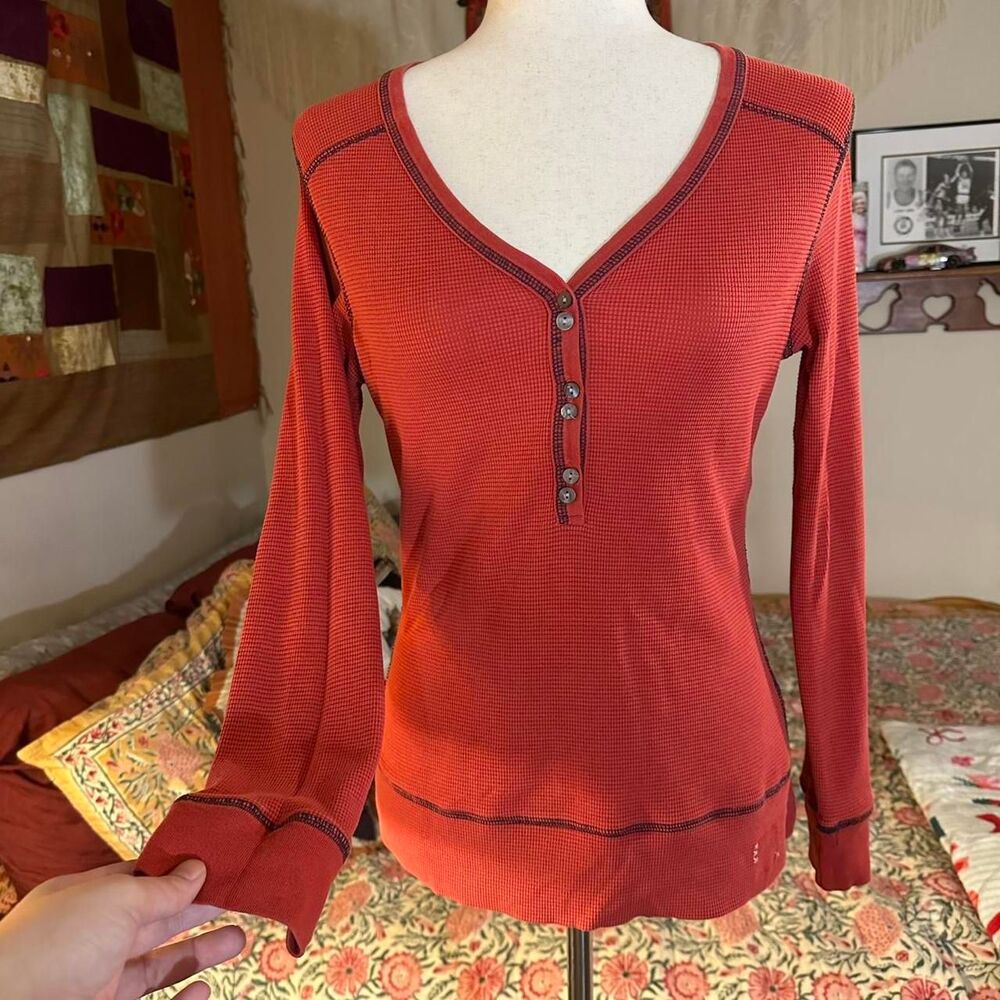 Red Waffle-Knit Henley Fem-Cut Long Sleeve with Exposed Black Stitching